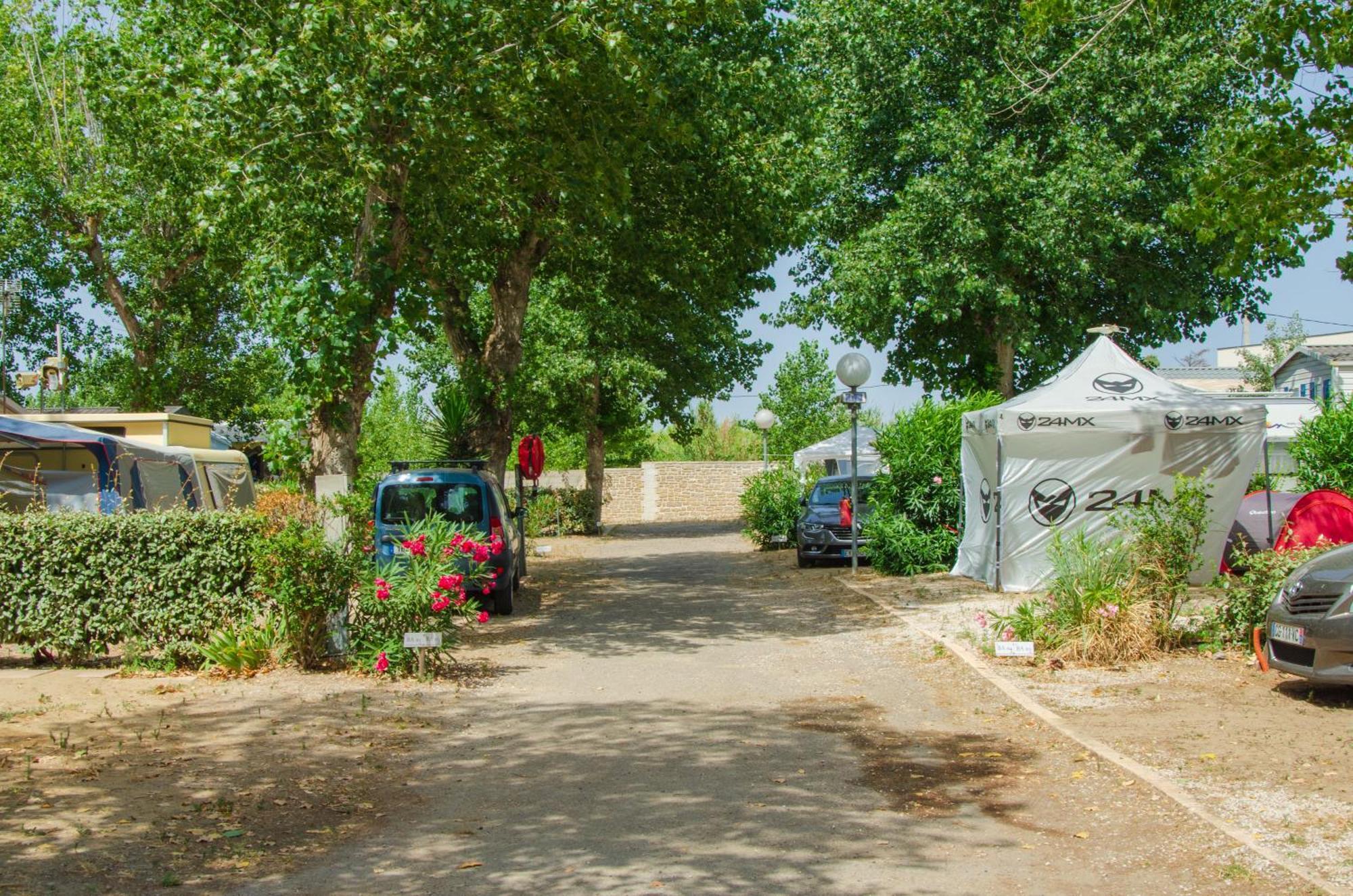 Camping Les Jardins D Agathe Le Grau-d'Agde Luaran gambar